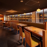 落ち着いた雰囲気で、リラックスして過ごせるお店です