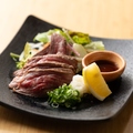 料理メニュー写真 米沢牛のタタキ