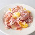 料理メニュー写真&nbsp;生ハムと季節のフルーツ