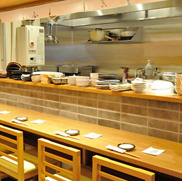 くずし割烹 こまじろ 西宮北口店の雰囲気1