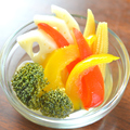 料理メニュー写真 彩り野菜のピクルス