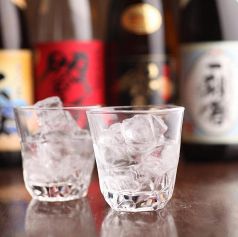 14種の焼酎も飲み放題で楽しめるプレミアム飲み放題有♪