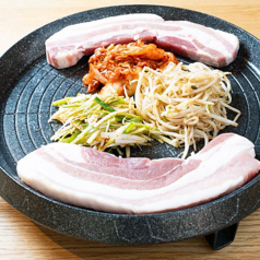 自慢のサムギョプサル(2人前)