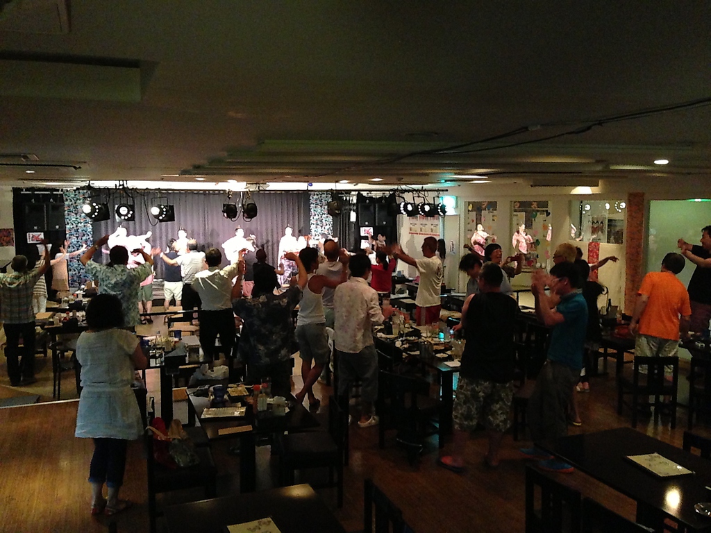 カチャーシーで盛上がります！