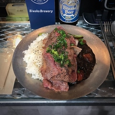 滋賀の食材を活かした皿メシとカレーをお試しください