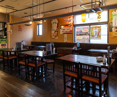 飲み会・同窓会・女子会・合コンなど各種ご宴会のご予約受付中！宴会40名様迄OK！一列の机に並んで宴会できます！