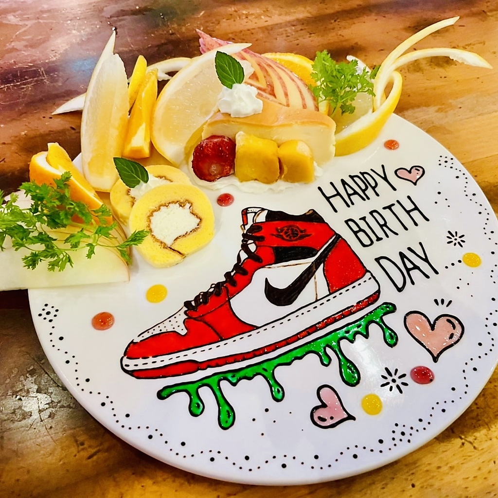 誕生日や記念日・歓送迎会はメッセージ付きプレートでサプライズ♪(メッセージは事前にお伝え下さい)