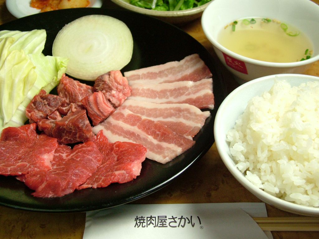 お昼から美味しい焼肉はいかがですか★