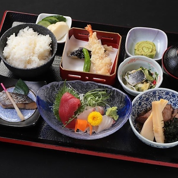 地魚屋 浜松町店のおすすめ料理1