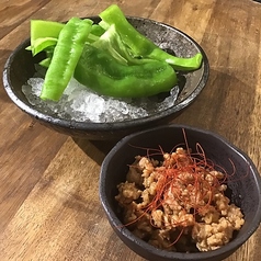 パリパリ肉味噌万願寺