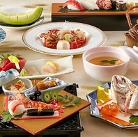 新鮮な食材を使用した会席メニューを楽しめる
