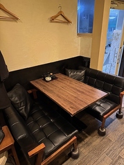 あいう魚 牡蠣と炭の雰囲気3