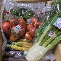 近郊農家さんから仕入れる新鮮なお野菜♪