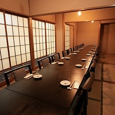 団体様のご宴会もご相談ください。最大24名様までワンフロアにてご案内可能です。結婚式二次会などのプライベートなパーティーにも◎