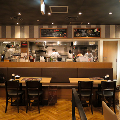 高級感のある店内は女子会・デートなどあらゆるシーンに対応◎コース・アラカルト・ドリンク多数ご用意しております。