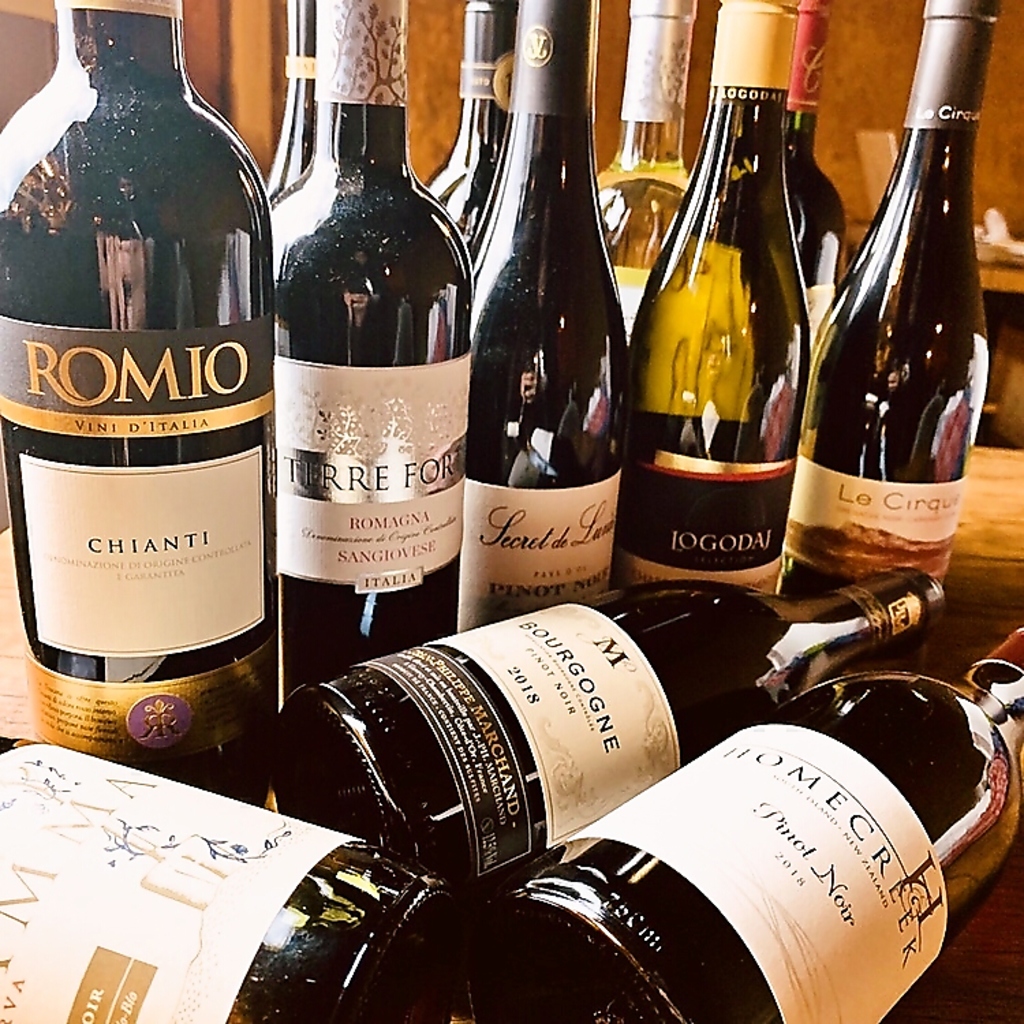 厳選されたワインをはじめとした豊富なアルコール・ドリンクが楽しめる★料理と合わせてご賞味あれ♪