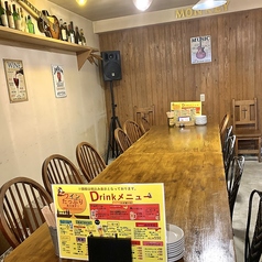 ８～１２名様で利用いただける半個室。少人数での宴会、お誕生日会など様々なシーンでご利用いただけます。周りのお客様の配慮いただければ、楽器演奏もしていただけます。※少人数でのご予約の場合は人数が多い方が優先させて頂く場合がございますのでご了承下さい。