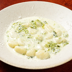 あおさ海苔とペコリーノロマーノのニョッキ