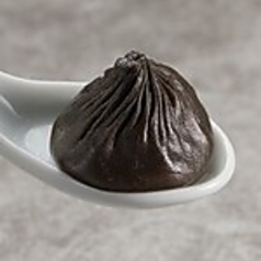 黒トリュフ小籠包 3個