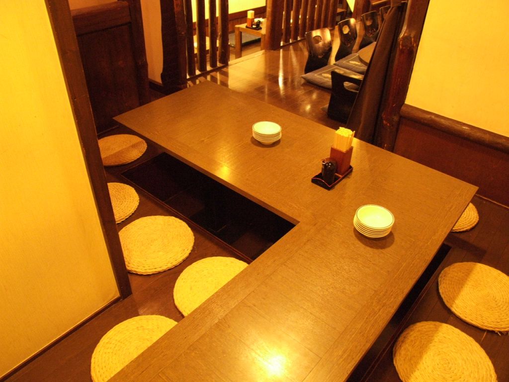 みんなでワイワイ、掘りごたつ席！