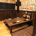 ゆったりとした空間で焼肉を楽しめます♪掘りごたつ席もあり！カウンターもあるのでお一人様でも◎