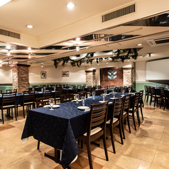 5F貸切 最大100名様まで収容可能なワンフロア貸切♪音響設備やプロジェクターを完備しているので、忘年会や歓送迎会や各種宴会の演出にお使いください、もちろん設備は無料でお使いいただけます♪