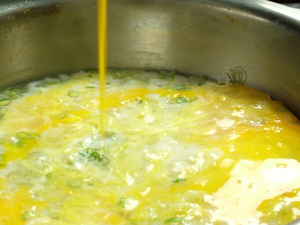 〆は、ふぐの出汁が効いた雑炊！たまにはこんな贅沢も◎