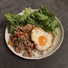 ランチを彩るサラダプレート