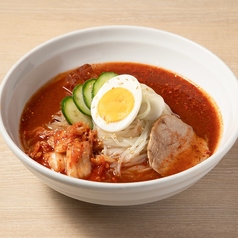 ピリッと辛い唐辛子冷麺
