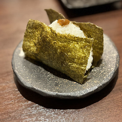 おにぎり(梅・明太子・サケ)