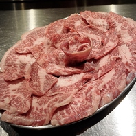 落ち着いた雰囲気でカルビや上牛タンなどの焼肉を満喫♪