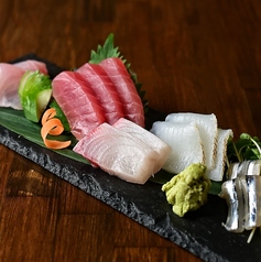 お造り盛り合わせ 一人前