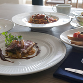 お得なランチコースは３種類。いろんな料理をリーズナブルに味わえるのは嬉しいですよね♪