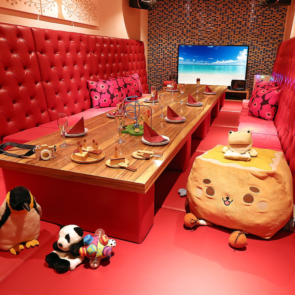 ママ会等お子様連れでも安心して楽しめるお部屋☆DVDを持ち込んでO.K♪