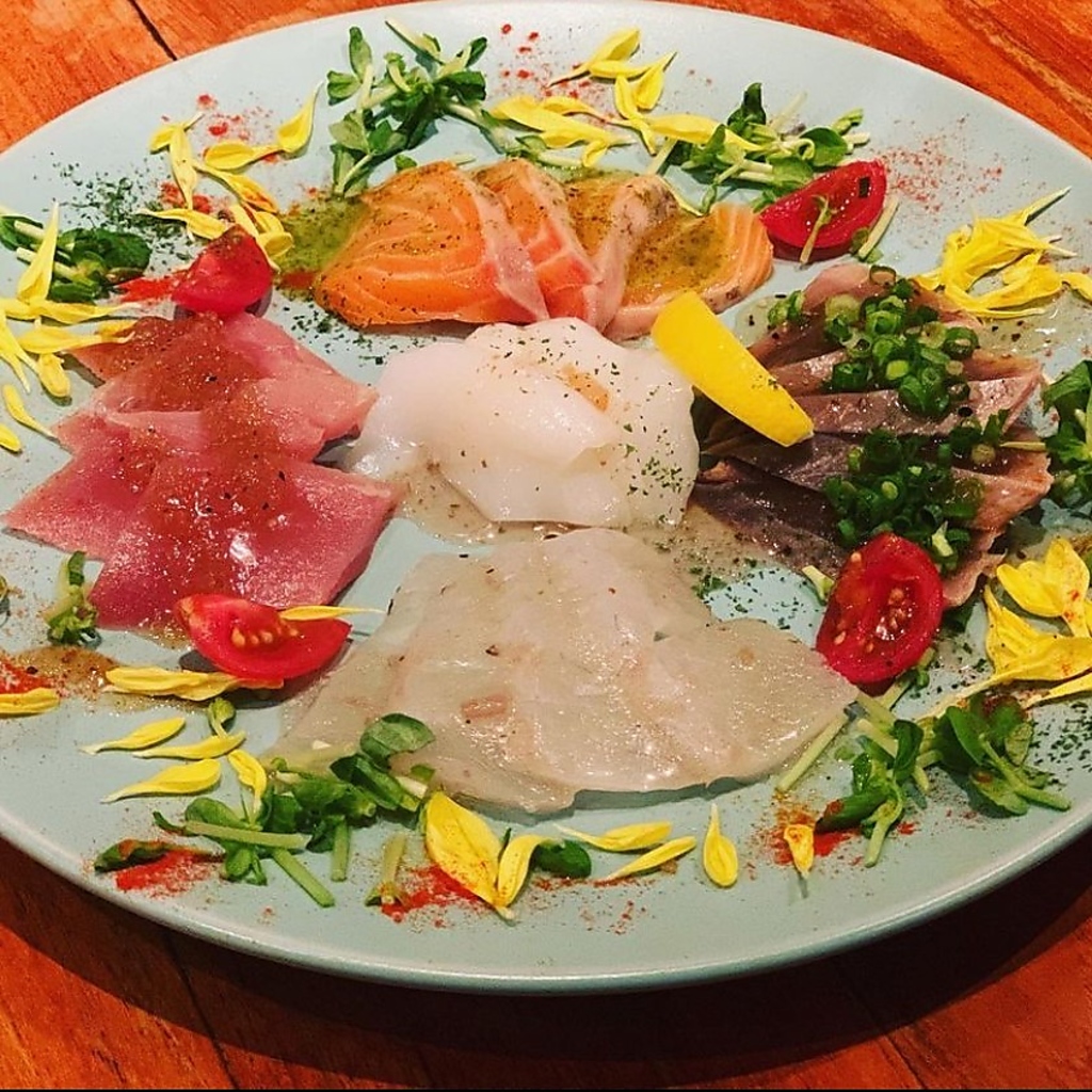 HAMAKINは魚介類は得意です。カルパッチョはその中でもオススメの逸品！！