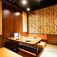 8名様用ＶＩＰ掘りごたつ席になります。落ち着いた雰囲気の店内はゆったりとお食事をするのに最適♪ご宴会コース以外にも、こだわりの逸品料理や可愛らしいデザートなど豊富にご用意しております！