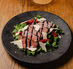 十勝ハーブ牛のタリアータ バルサミコソース