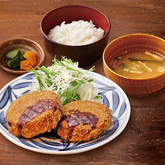 牛たんコロッケ定食