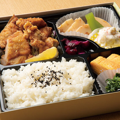 鶏の唐揚弁当