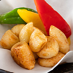 青森県産にんにく揚げ　DEEP FRIED GARLIC