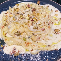 ピスタチオとゴルゴンゾーラチーズパスタ