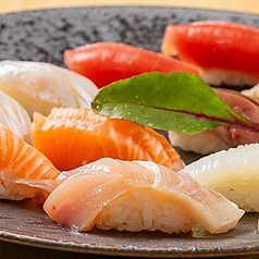 鮨と居酒屋 三日月の特集写真