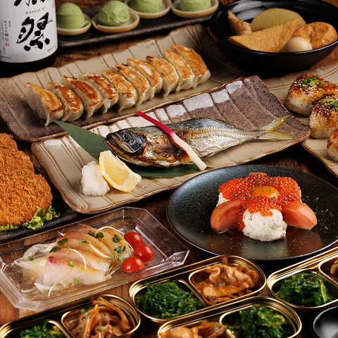 新鮮な海鮮、博多おでん、炭香る炉端に土鍋ご飯。和モダンな空間で旬の逸品を堪能。