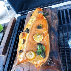 サーモンの杉板焼き
