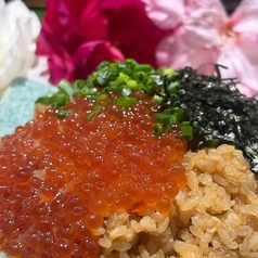 翌5時まではらこ飯や蒸しホヤを堪能の写真
