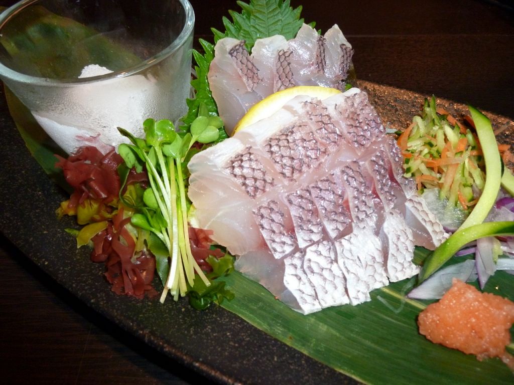 旬の魚や県産の魚をちょっと上品に炉端で楽しむ…