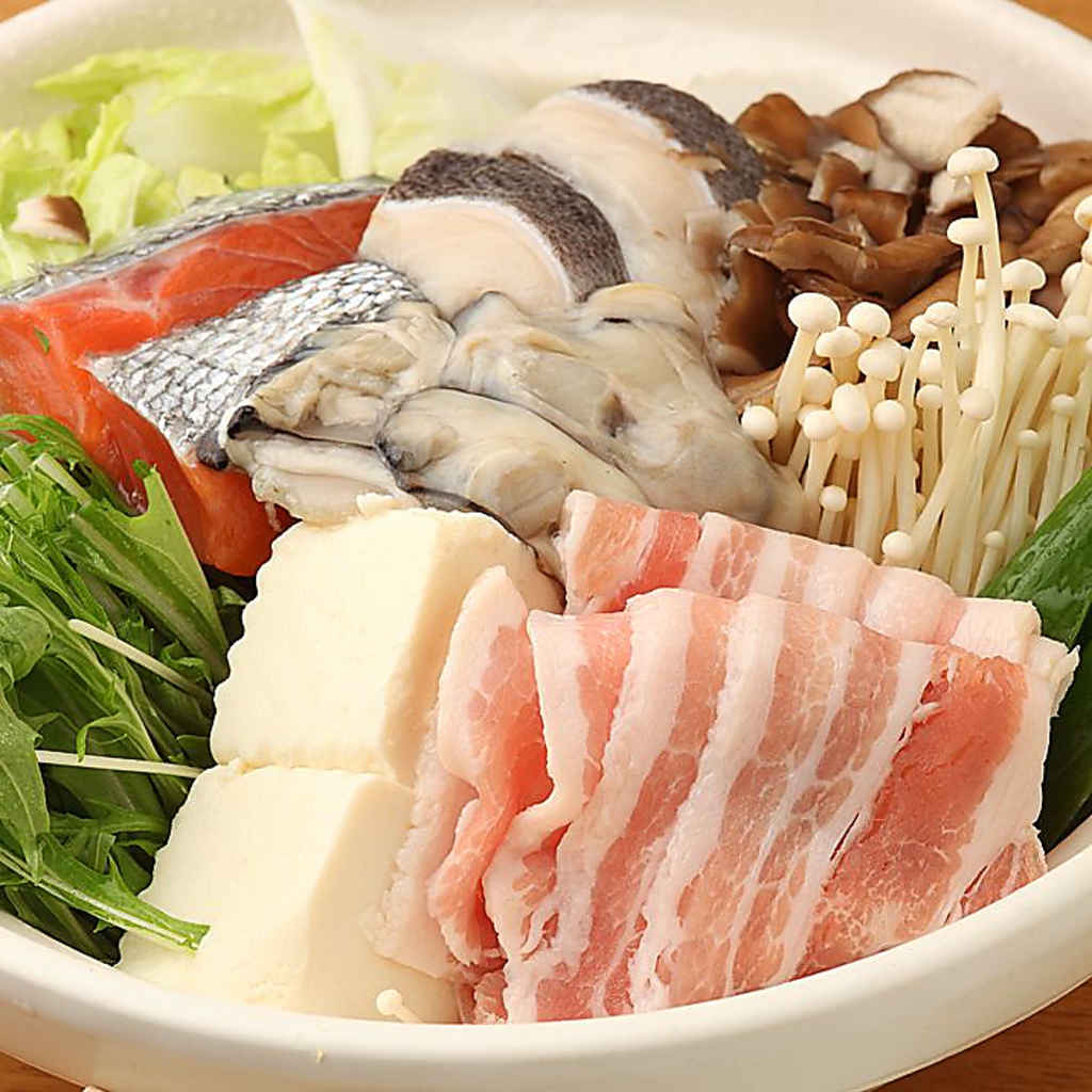 自慢の魚介がたっぷりの海鮮鍋！魚介の旨みがたっぷり♪