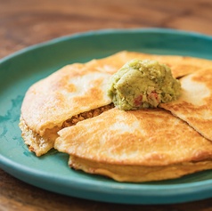 ケサディージャwithアボカドディップ