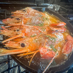 有頭エビとキノコのアヒージョ