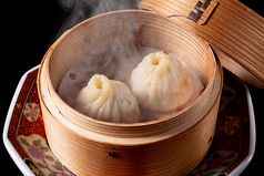 爆汁小籠包